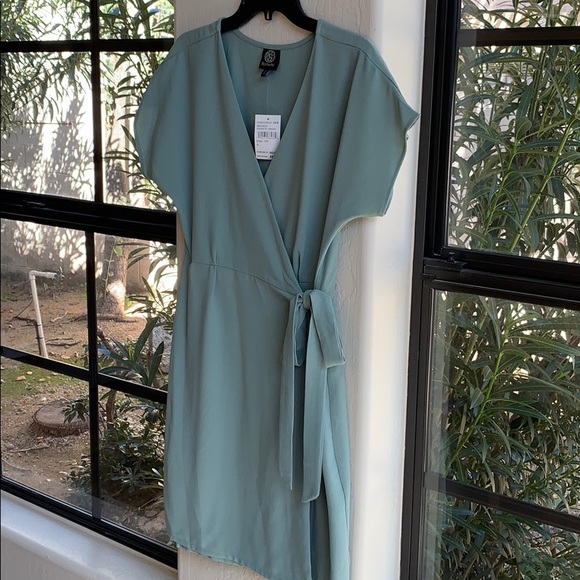 Bobeau mint blue wrap dress - Picture 2 of 3
